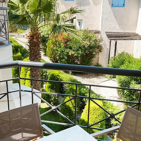 Sun Exclusive Seaside Aparthotel 4*