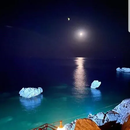 Sun Exclusive Seaside شقة فندقية بوليخرونو